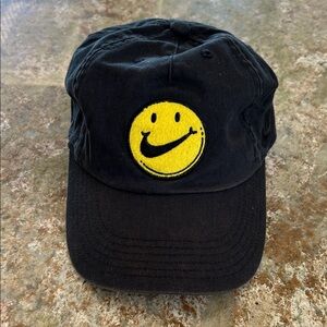 Nike Smiley “Have a Nike Day” Baseball Cap